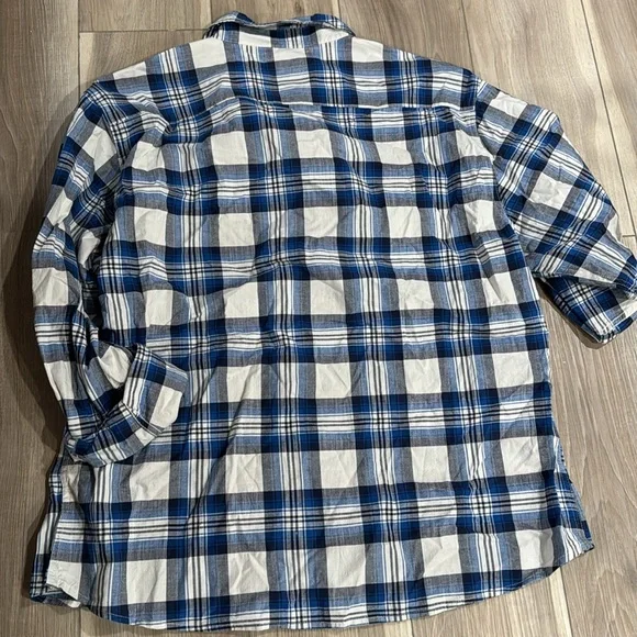 Wrangler button down - Picture 6 of 6